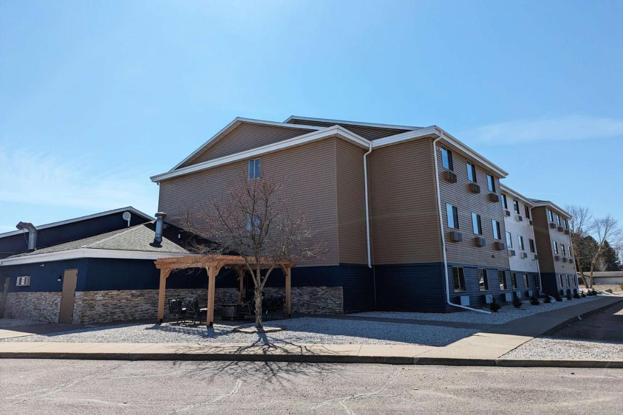 Americinn By Wyndham Tomahawk Extérieur photo