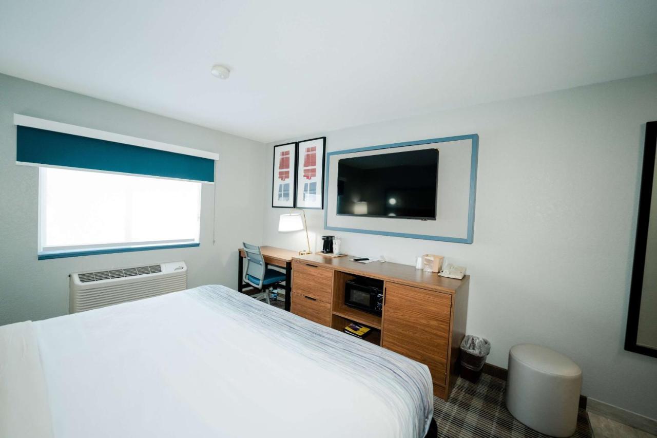Americinn By Wyndham Tomahawk Extérieur photo