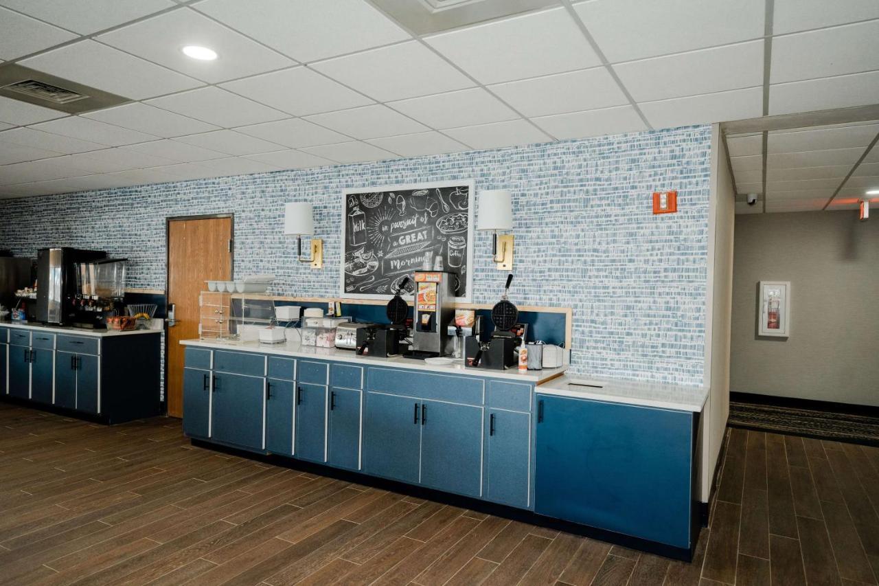 Americinn By Wyndham Tomahawk Extérieur photo