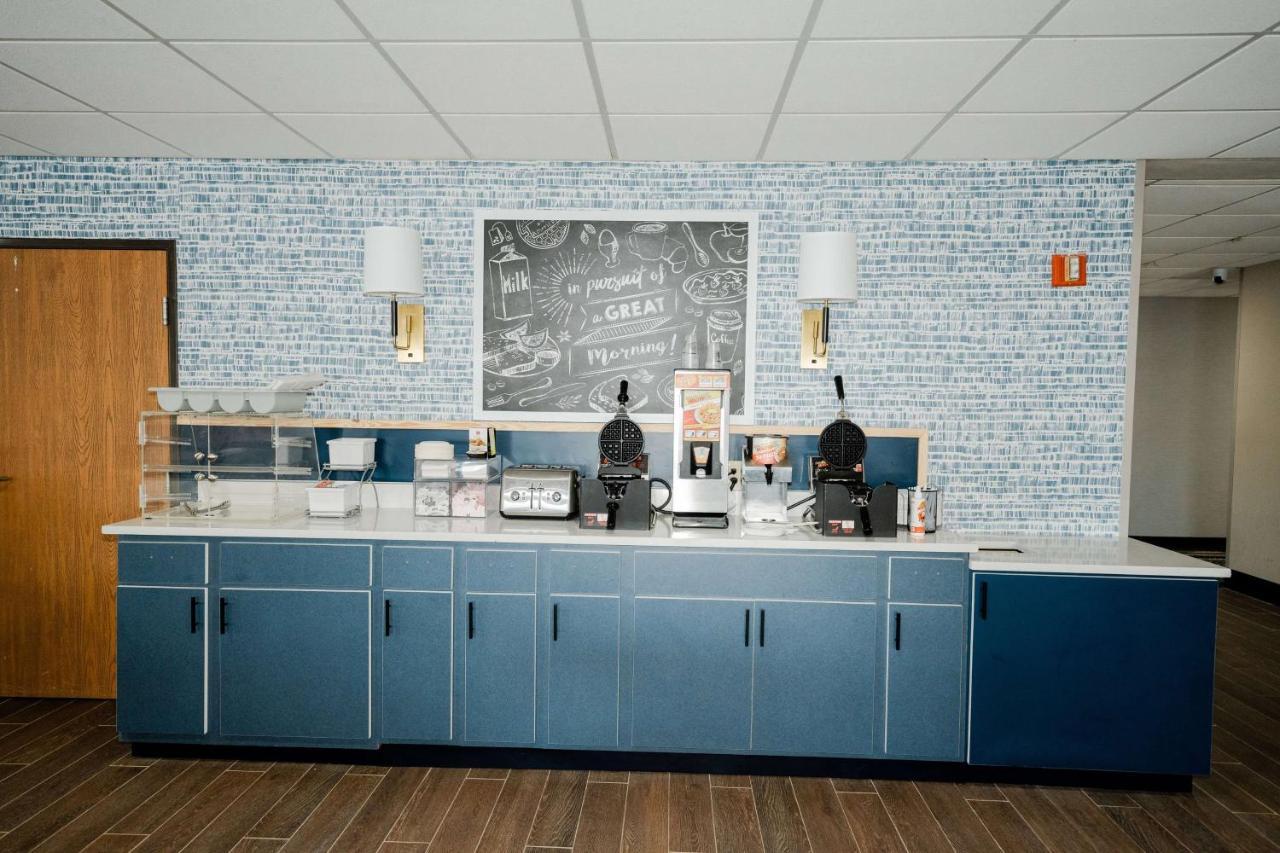 Americinn By Wyndham Tomahawk Extérieur photo